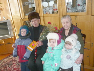 Равнение на ветеранов Великой Отечественной войны